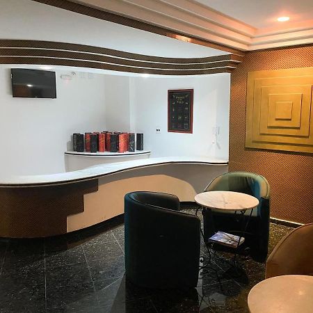 Motel Villa Di Roma (Adults Only) Guaruja Bagian luar foto