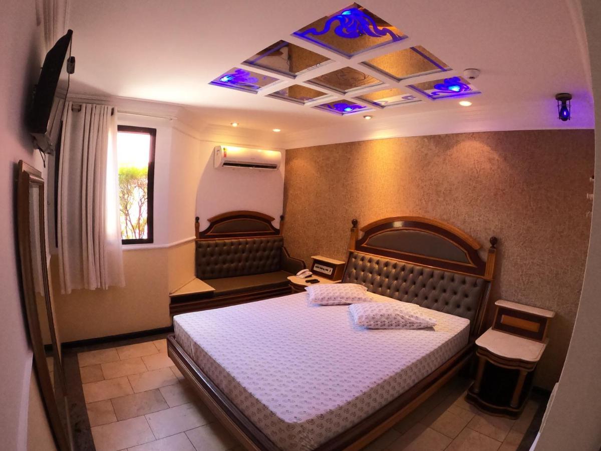Motel Villa Di Roma (Adults Only) Guaruja Bagian luar foto